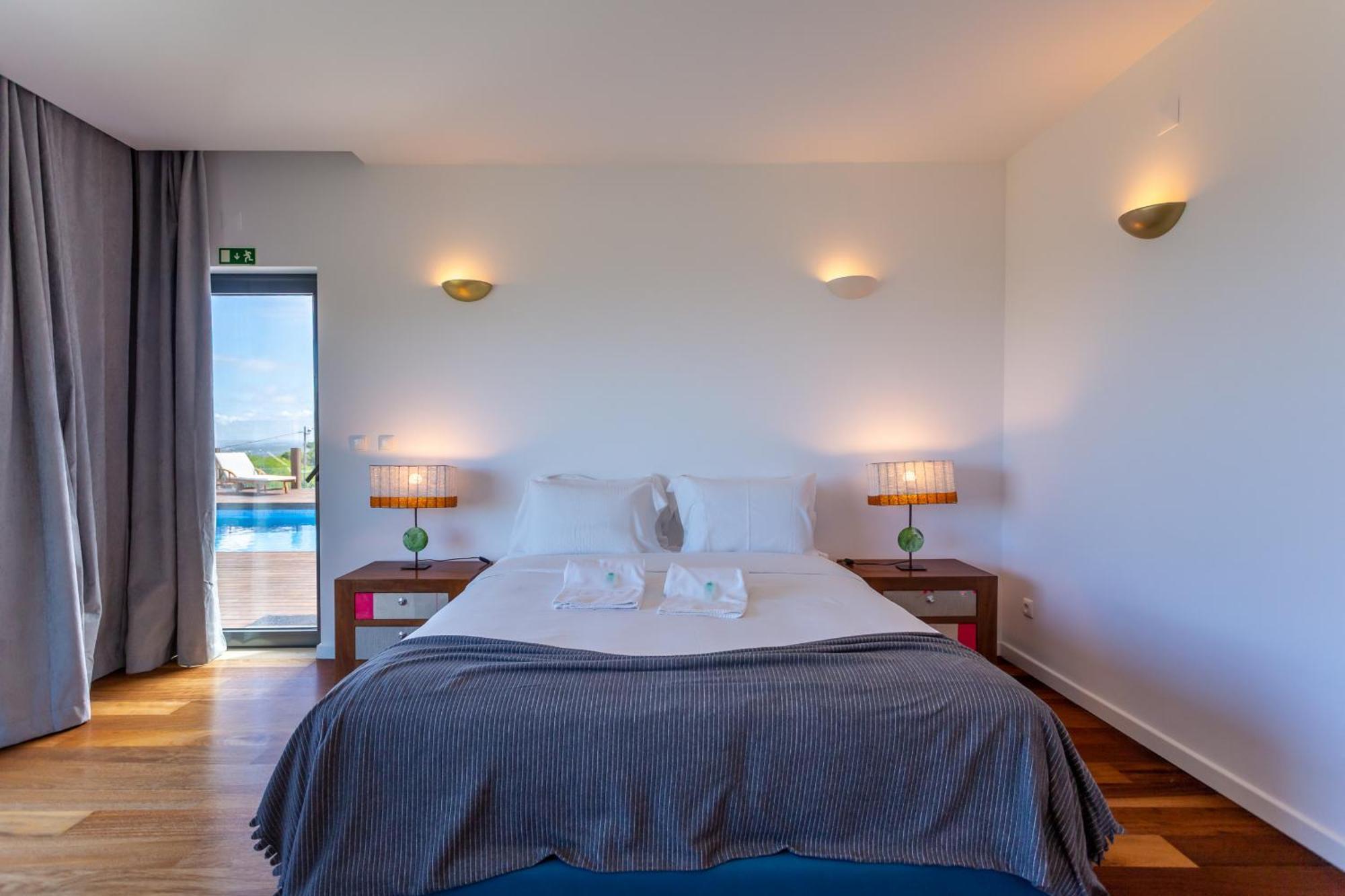 Penedo Escape Sea Suites Colares Exterior foto