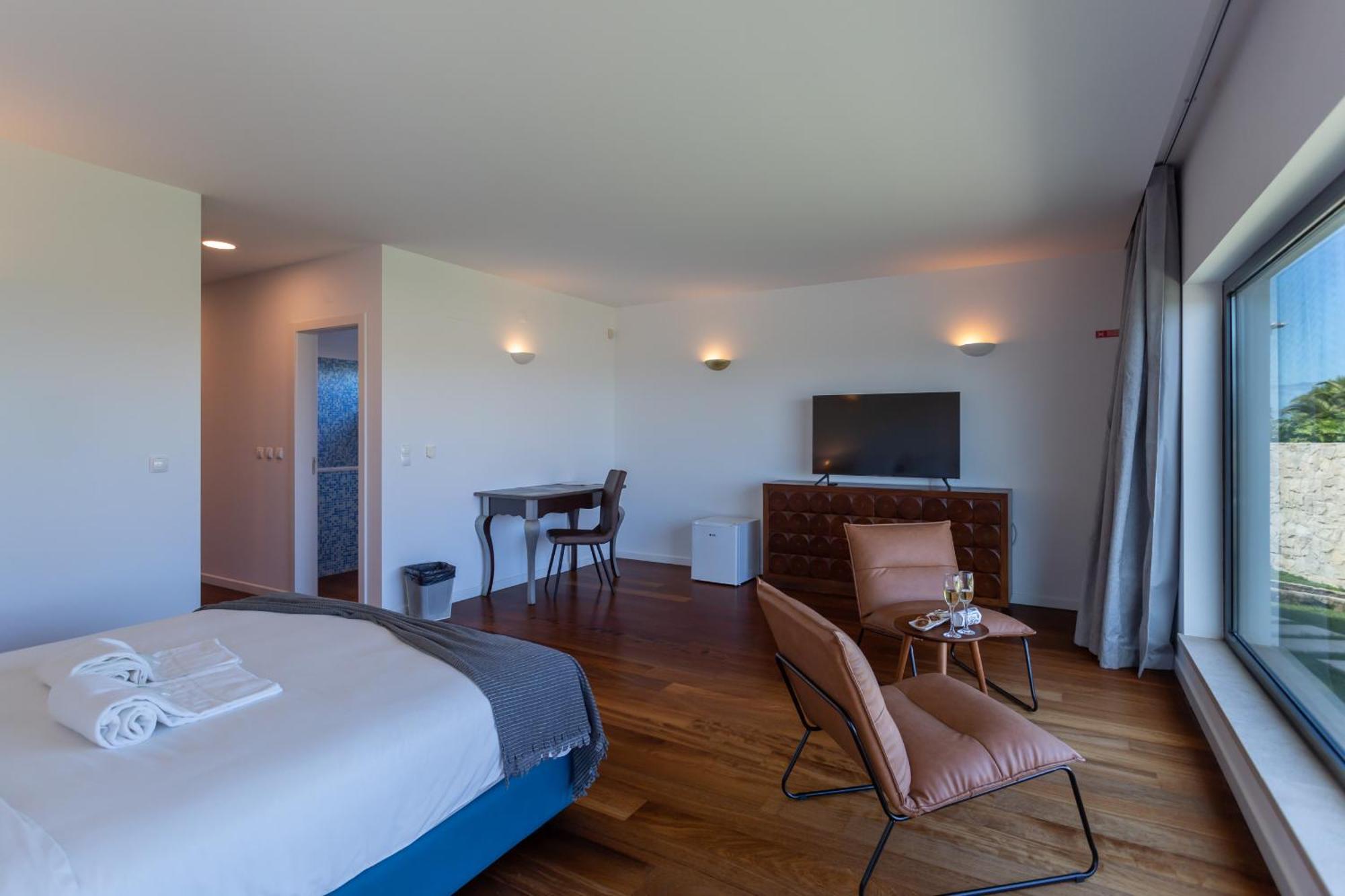 Penedo Escape Sea Suites Colares Exterior foto