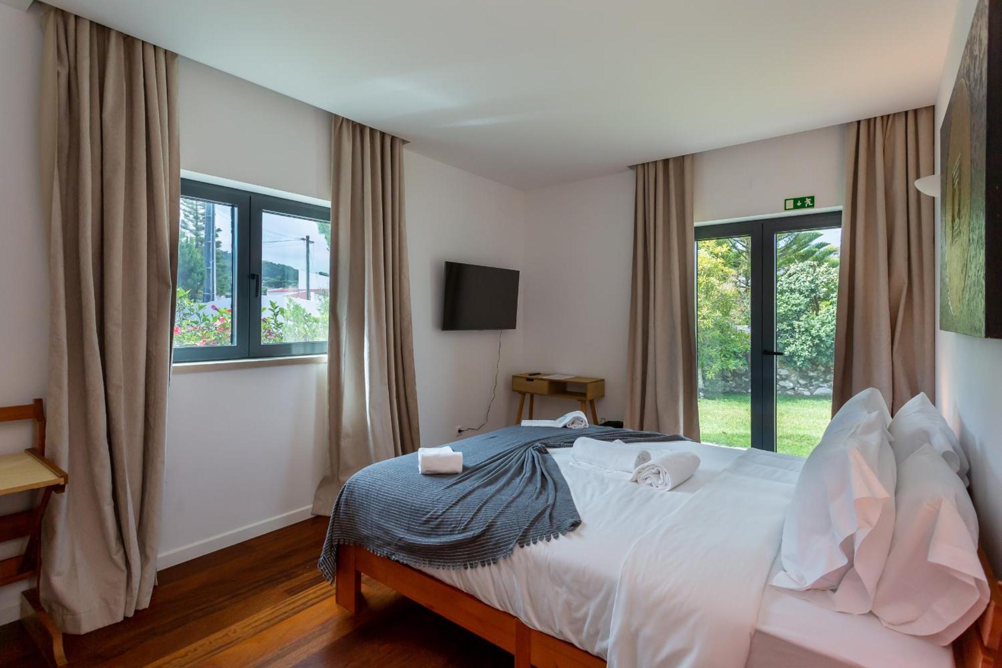 Penedo Escape Sea Suites Colares Exterior foto